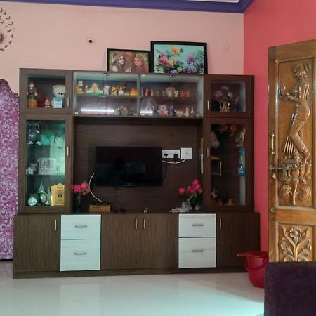 Dmg -1 Homestay Tiruvannāmalai Exteriör bild
