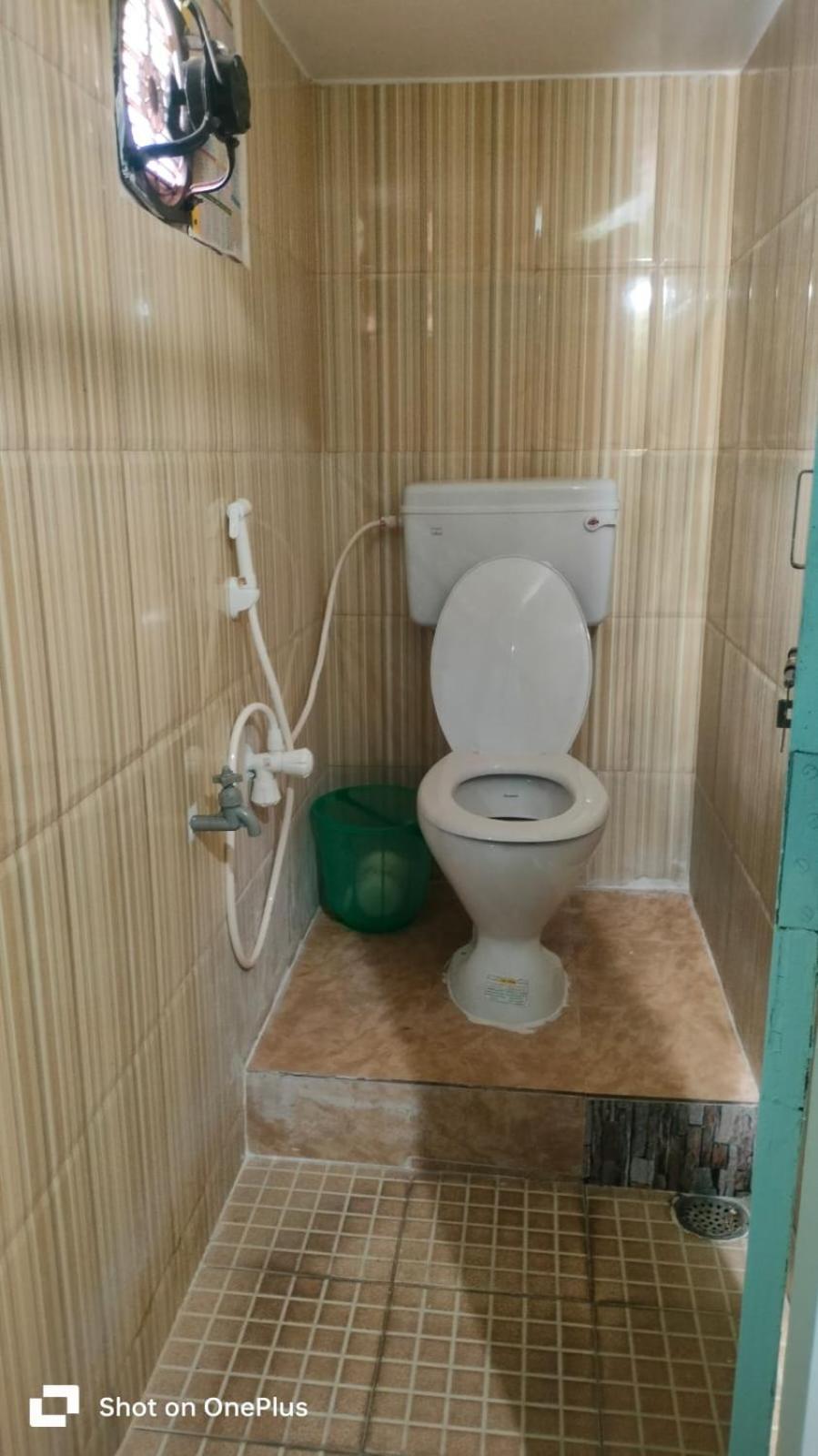 Dmg -1 Homestay Tiruvannāmalai Exteriör bild